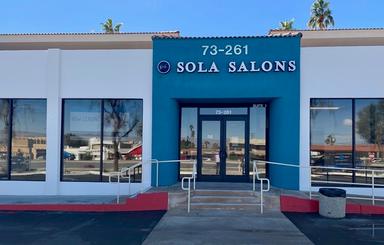 El Paseo Shopping Vicinity